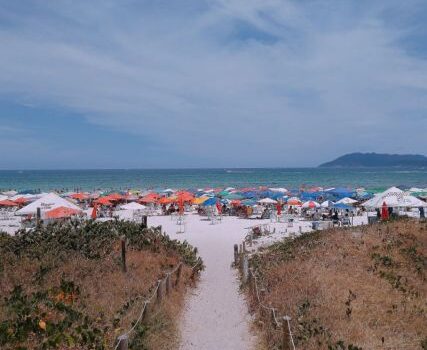 imagem praia de jurere - floripa - meus tutoriais